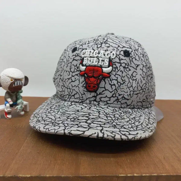 [BUNJANG] New Era Kids Chicago Bulls Cement Elephant Print Street Snapback Hat Grey / 키즈뉴에라 NBA 시카고 불스 시멘트 코끼리 패턴 스트리트 스냅백 그레이