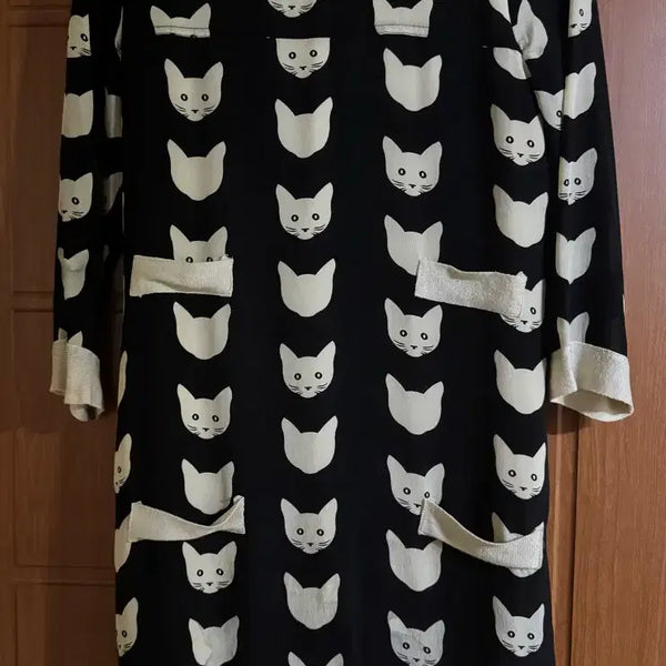 [BUNJANG] 100% Silk Mini Dress with Cat Pattern / 고양이 패턴 실크 100% 원피스
