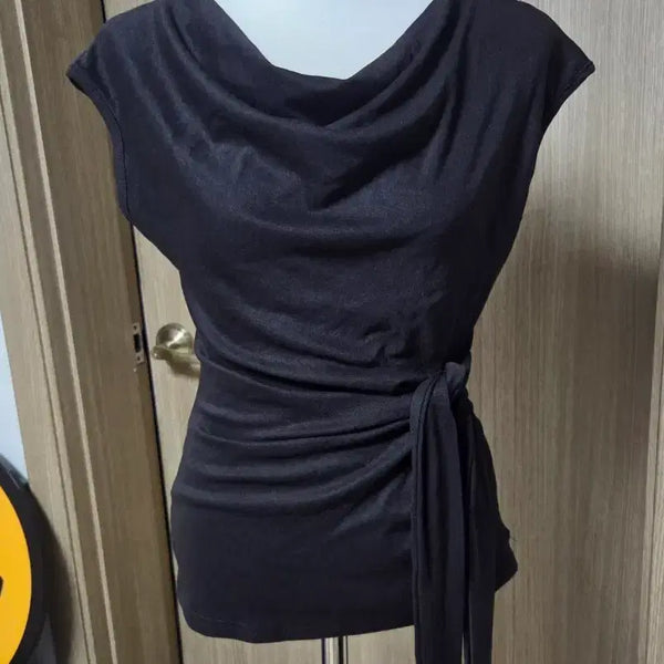 [BUNJANG] Black Wrap Style Shirring Drape Two-Piece Set / 블랙 랩 스타일 셔링 드레이프 투피스