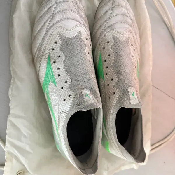 [BUNJANG] Mizuno Morelia Neo IV Beta Elite FG Soccer Cleats 285 / 미즈노 축구화 모렐리아 네오4 베타 엘리트 285