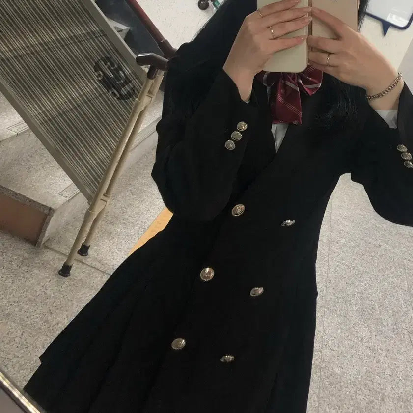 [BUNJANG] British Uniform Preppy Look Graduation Outfit / 졸업사진 영국교복 프레피룩 판매