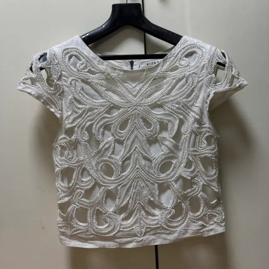[BUNJANG] Alice & Olivia Pearl Blouse / alice&Olivia 엘리스앤올리비아  진주 블라우스
