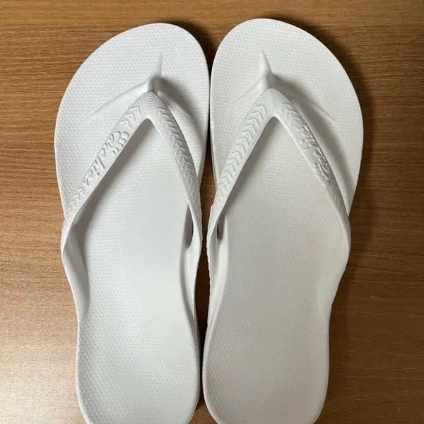 [BUNJANG] Arches Flip-Flops White / 아치스 쪼리 화이트