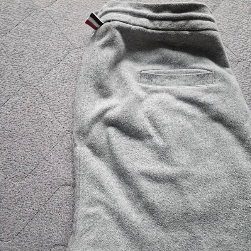 [BUNJANG] Thom Browne Grey Shorts / 톰브라운