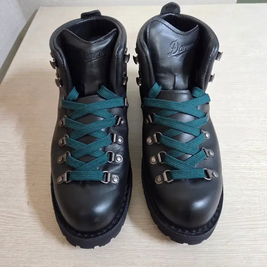 [BUNJANG] Danner Mountain Light Boots 9.5 / 대너 마운틴 라이트 9.5