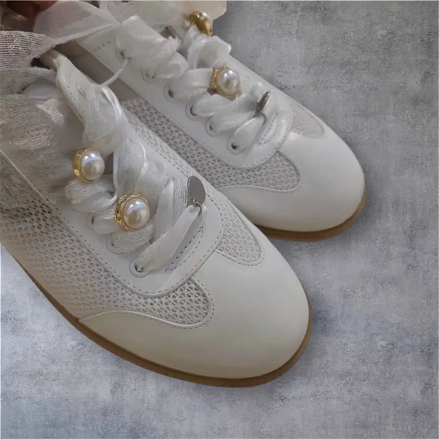 [BUNJANG] SJYP (Hansome) Mesh and Pearl Embellished Sneakers - Size 250 / sjyp(한섬) 스니커즈 250 새상품