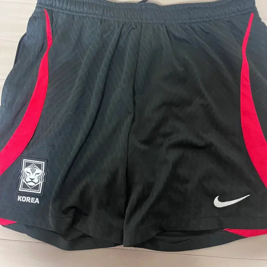 [BUNJANG] Nike South Korea National Football Team Training Shorts Black / 나이키 대한민국 축구 국가대표팀 트레이닝 쇼츠 검정
