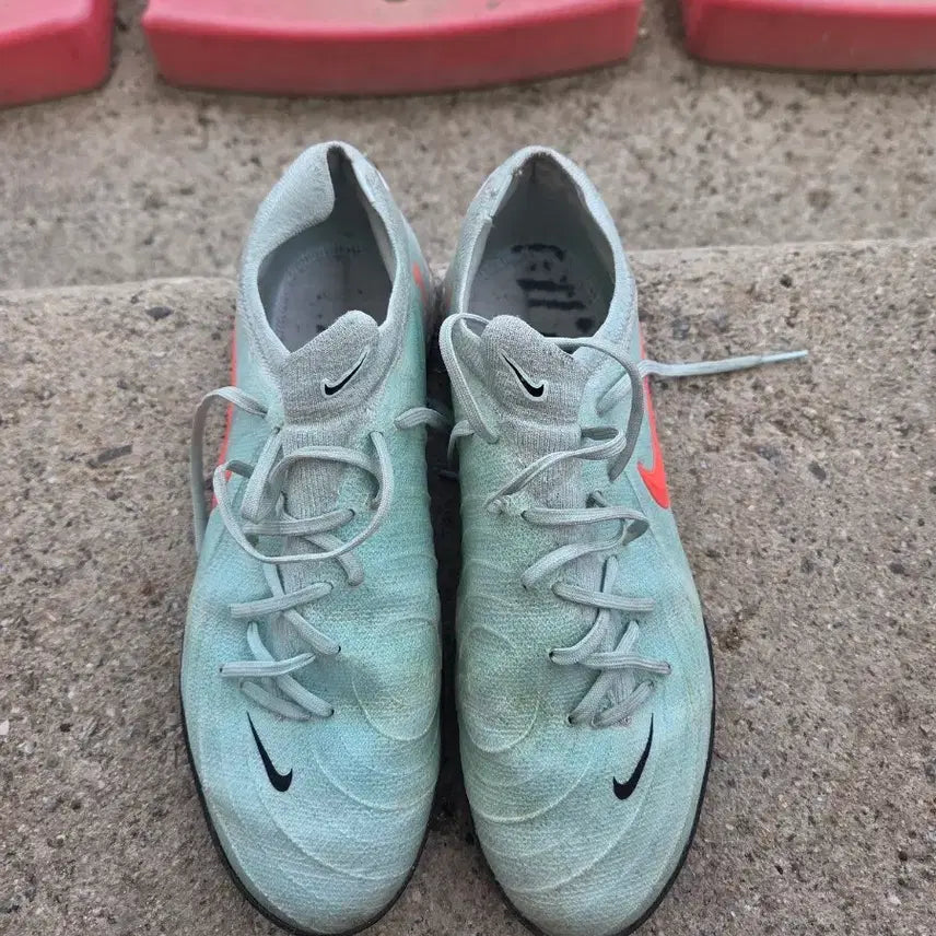 [BUNJANG] Nike Phantom GX2 Pro TF (270) - Insole Not Included / 나이키 팬텀 gx2프로 tf 270 깔창없음