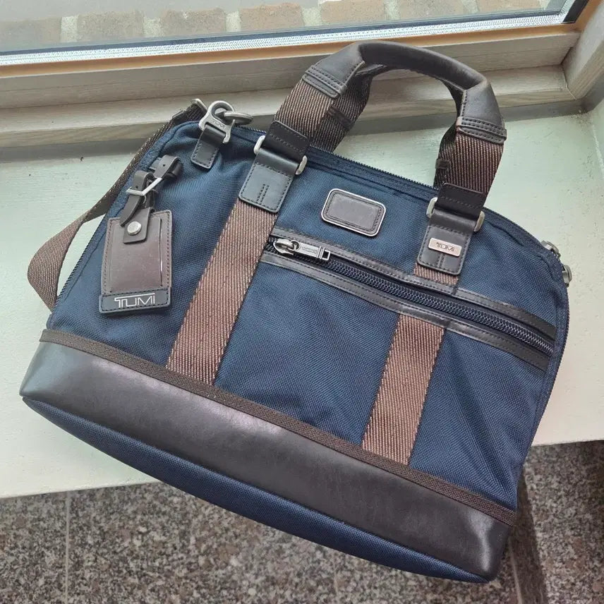 [BUNJANG] Tumi Briefcase Navy / 투미 브리프케이스 판매 합니다