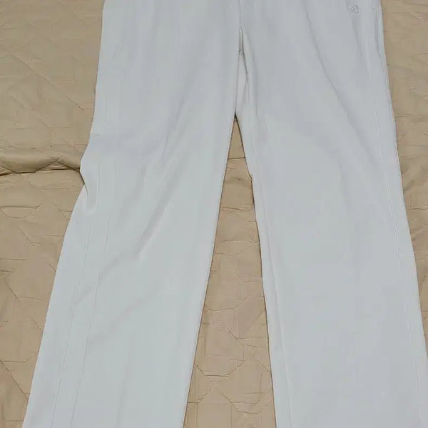 [BUNJANG] Benzef Golf Pants White Size 88 (Fits 90) / 깔끔한 화이트 색상의 벤제프  골프 바지