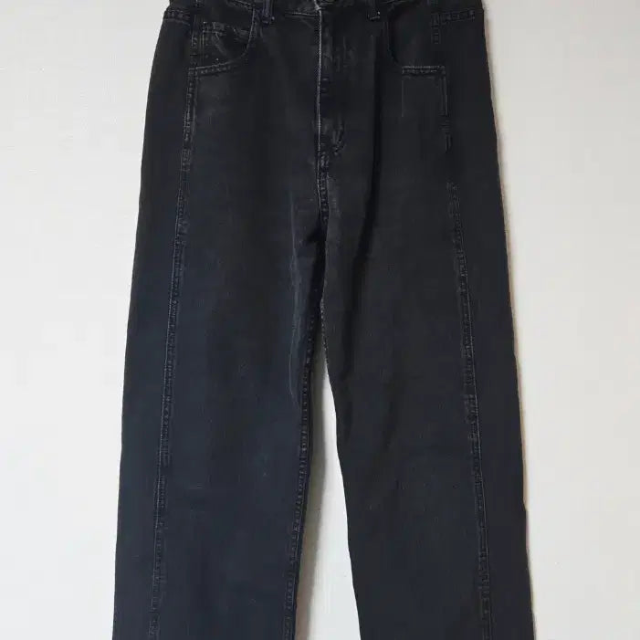 [BUNJANG] Facade Pattern Classic Denim Jeans (Charcoal Grey, Size S) / 파사드패턴 클래식데님 S