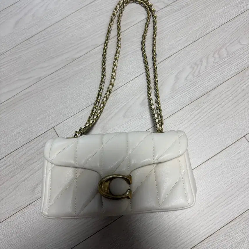 [BUNJANG] Coach Tabby Quilting 20 Shoulder Bag / 코치 태비 퀼팅 20 (새상품)