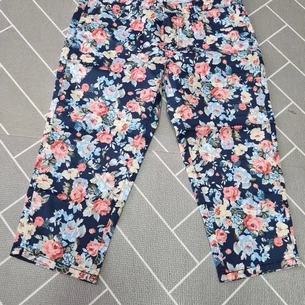 [BUNJANG] Floral Print Shorts / 꽃무늬 반바지