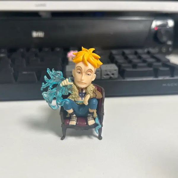 [BUNJANG] Marco Seated Statue Figure / 마르코 좌상 피규어