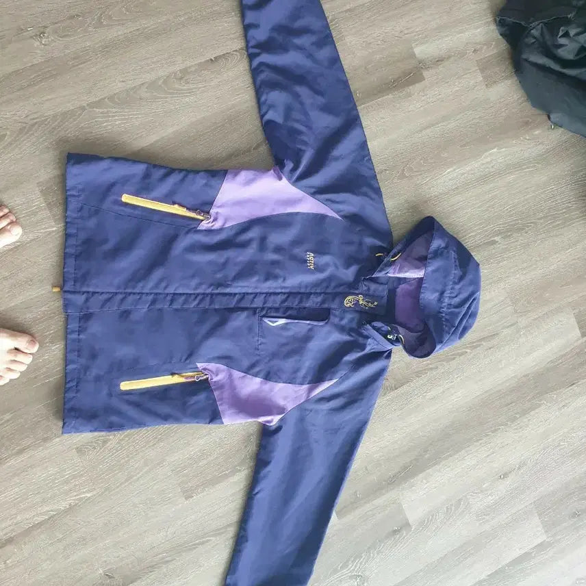 [BUNJANG] FNC KOLON Women's Outdoor Jacket Size 95 / FNC KOLON 여성 아웃도어 쟈켓95