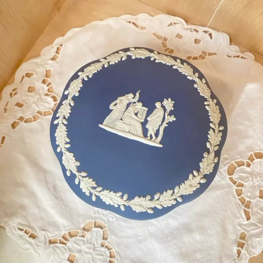 [BUNJANG] Vintage Wedgwood Jasperware Trinket Box / 빈티지 웨지우드 제스퍼 웨어 트링켓박스