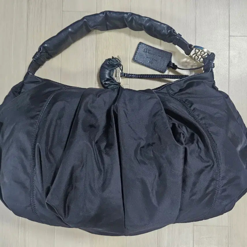[BUNJANG] Lancel Shirring Shoulder Hobo Bag Black / 프랑스 명품 란셀 셔링 숄더백 호보백 블랙