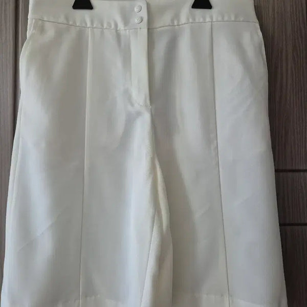 [BUNJANG] SJ Wannee White Golf Shorts - Size 77 / (새상품) Sj와니 화이트 골프 반바지