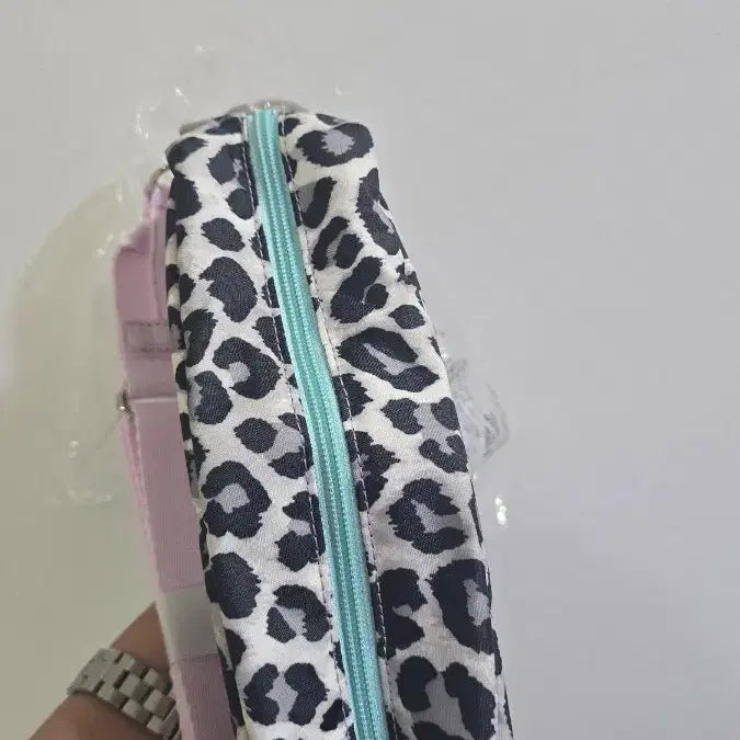 [BUNJANG] Lesportsac Leopard Mini Crossbody Bag / 레스포삭 레오파드 미니백