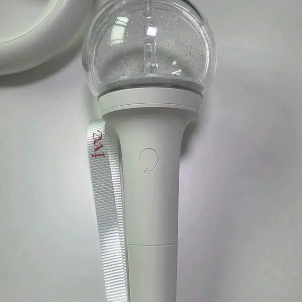 [BUNJANG] IVE Official Light Stick Version 1 / 아이브 응원봉 버전1