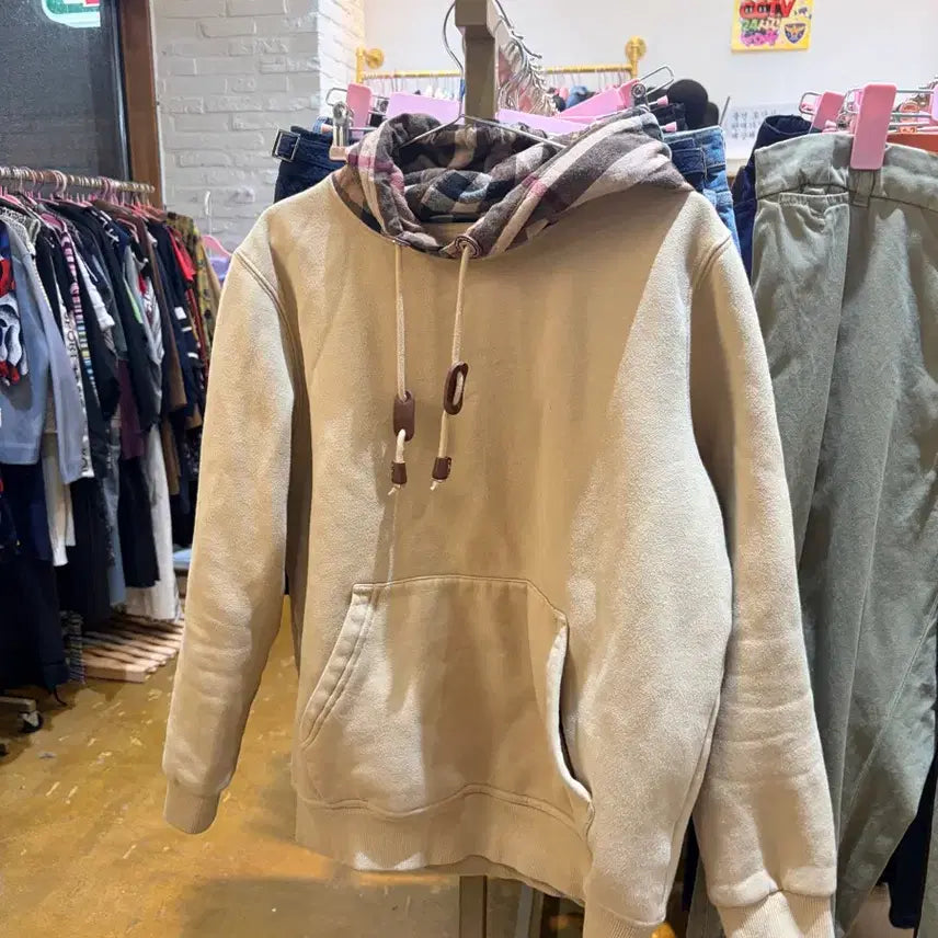 [BUNJANG] Burberry Beige Hoodie / 버버리 베이지색 후드티
