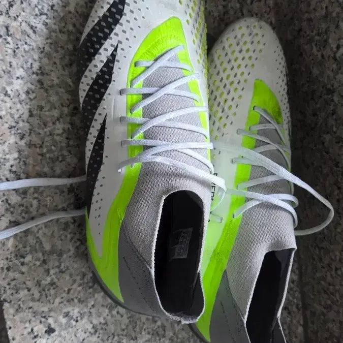 [BUNJANG] Adidas Predator Accuracy.1 FG Soccer Cleats / 아디다스 프레데터 애큐러시.1 FG 축구화