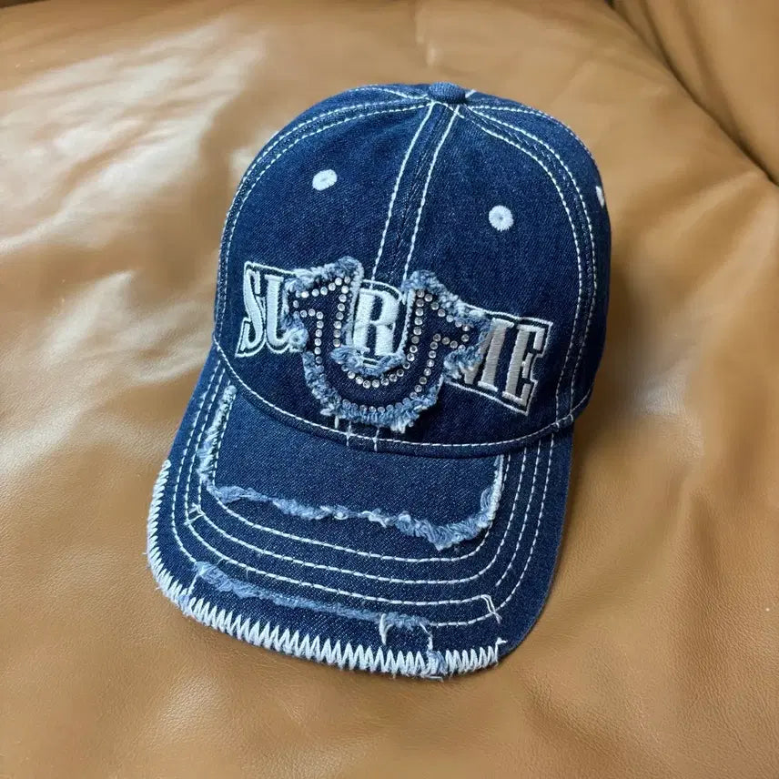 [BUNJANG] Supreme True Religion 6-Panel Washed Denim Cap / 슈프림 트루릴리전 6패널 볼캡 모자 워시드 데님
