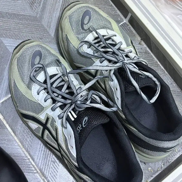 [BUNJANG] Asics Jog 100s Sneakers 270 / 아식스 조그 100s , 270