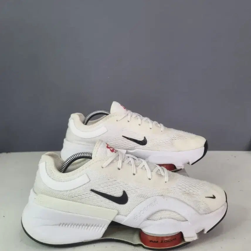 [BUNJANG] Nike Air Zoom Superlab 4 Vintage Sneakers / 효자빈티지 250 나이키 에어줌 슈퍼랩4