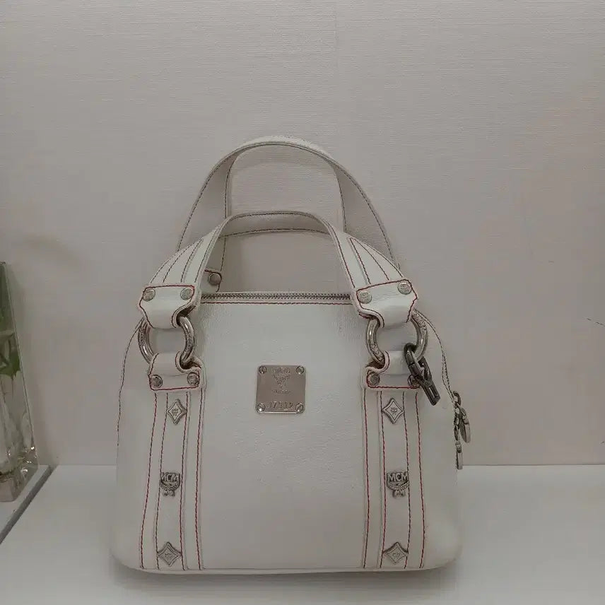 [BUNJANG] MCM White Stitch Leather Women's Tote Bag / MCM 가방 화이트 스티치 여성 토트백