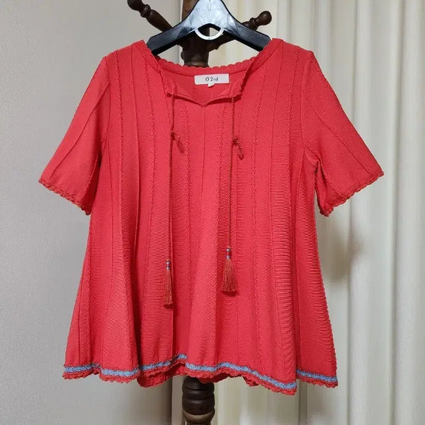 [BUNJANG] O'2nd Ethnic Tassel Knit Blouse (Red) / [한섬 정품] 오즈세컨(O'2nd) 에스닉 태슬 니트 블라우스 (85사이즈/레드)