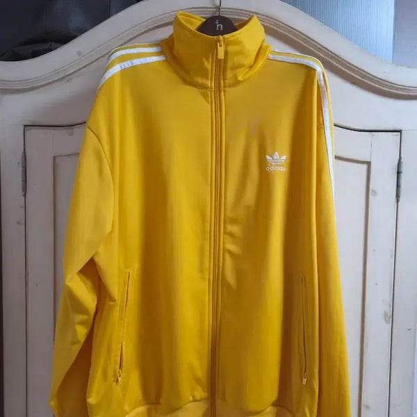 [BUNJANG] Adidas Yellow Track Jacket / 급처 아디다스 노란색 집업 져지