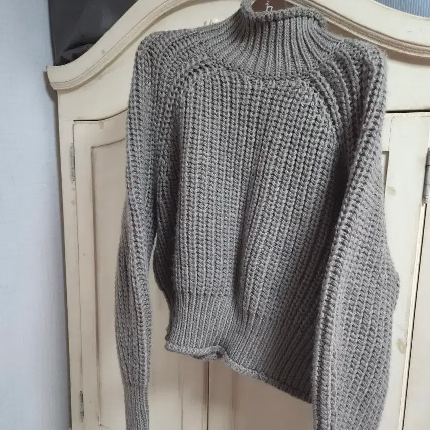 [BUNJANG] H&M High Neck Cropped Knit Brown L / 급처 H&M 브라운 하이넥 크롭 니트 L