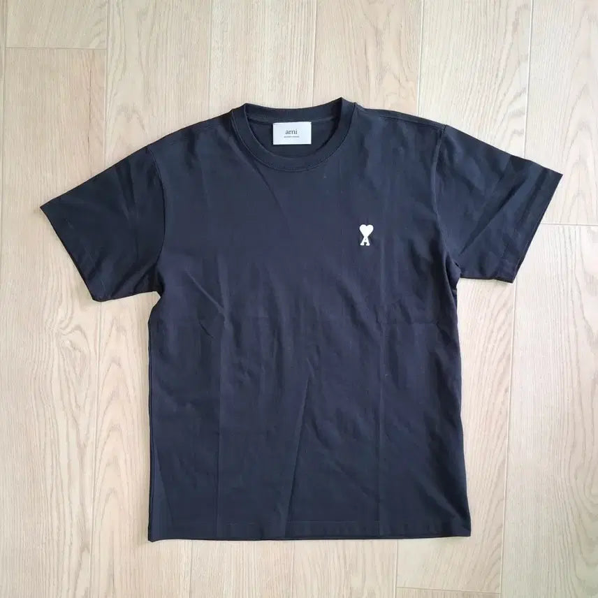 [BUNJANG] AMI Ami Heart Logo Short-Sleeve T-Shirt Black M / AMI 아미 하트 로고 반팔티 블랙 M(새상품)