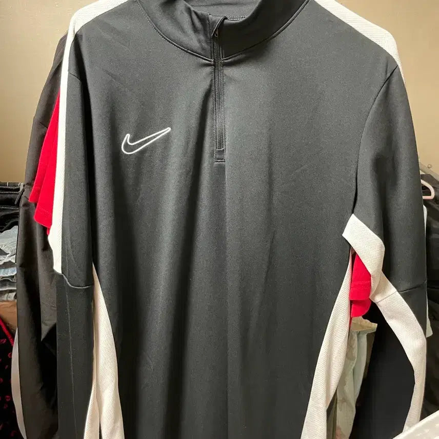 [BUNJANG] Nike Training Long Sleeve T-Shirt / 나이키 트레이닝 긴팔티