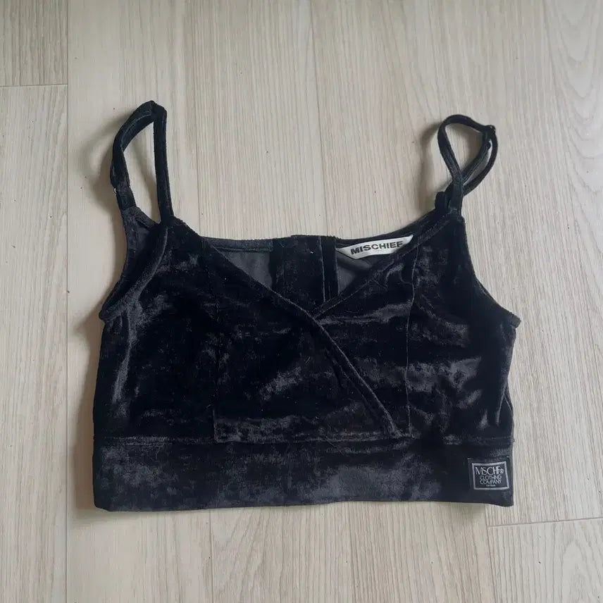 [BUNJANG] Mischief Velvet Bustier Sleeveless Top Black / 미스치프 뷔스티에 슬리브리스