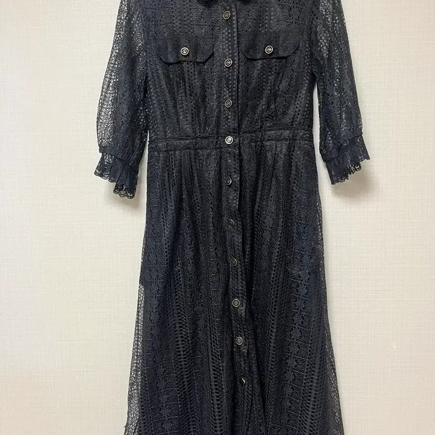 [BUNJANG] Le Twa Black Lace Shirt Dress / 새 옷 르트와 블랙 레이스 셔츠 원피스