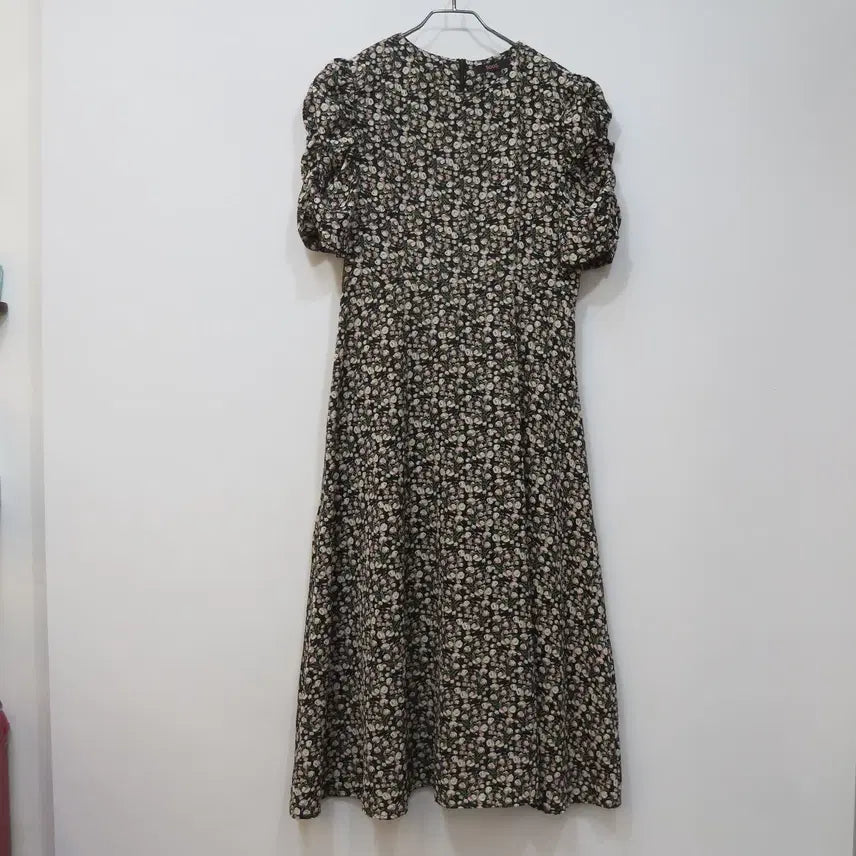 [BUNJANG] SOOS Shirring Puff Sleeve Flower Long Dress / SOOS 수스 셔링 퍼프소매 플라워 롱원피스