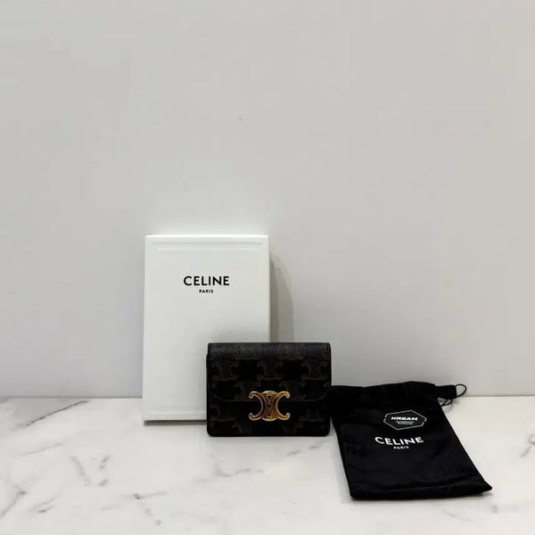 [BUNJANG] CELINE Triomphe Canvas Flap Cardholder Tan 10I582CPJ-04LU / 셀린느 트리옹프 캔버스 플랩 카드지갑 탄 10I582CPJ-04LU
