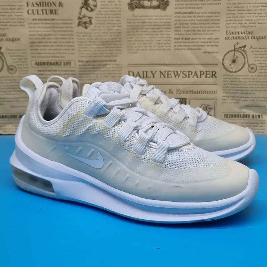 [BUNJANG] Nike Air Max Axis Women's Sneakers / 나이키 에어맥스 엑시스 여성운동화235