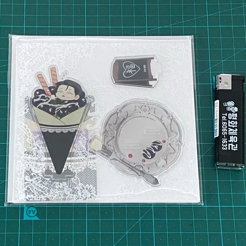 [BUNJANG] JuUiPyeongHwa Sweets Acrylic Stand Sealed / 주의평화 스위츠 아크릴 미개봉 덤증정