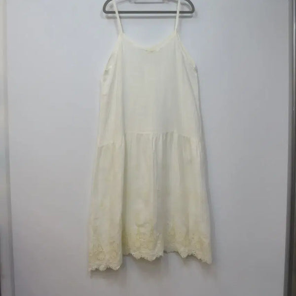 [BUNJANG] 100% Linen Inner Dress with Embroidered Lace / home 자수레이스 린넨100%  이너 원피스