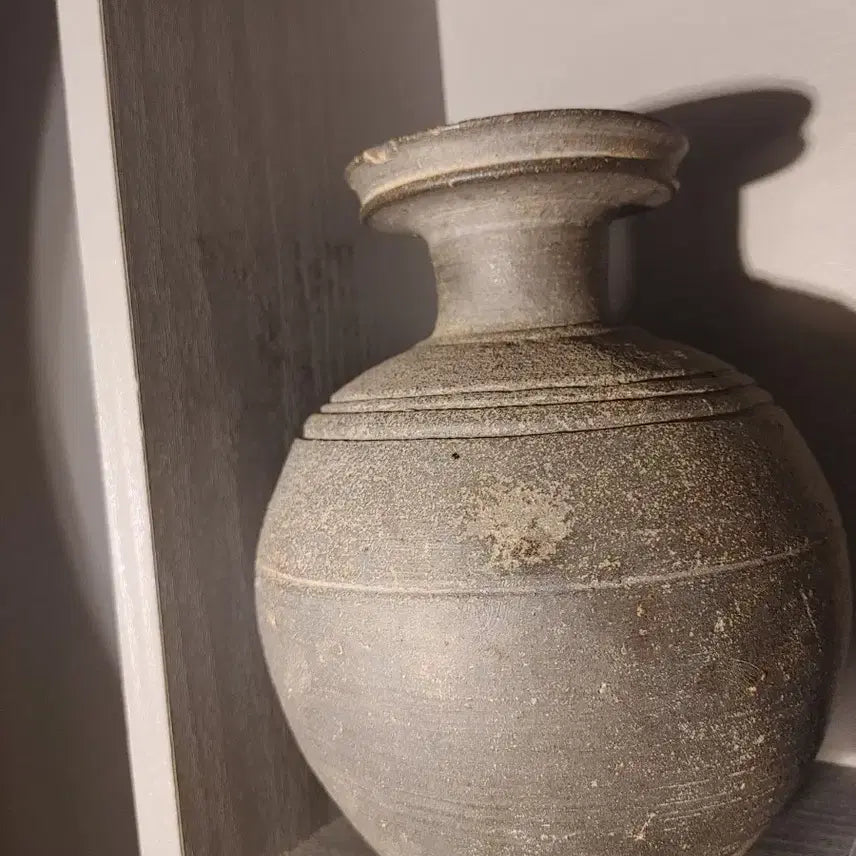 [BUNJANG] Unified Silla Dynasty Short-Necked Ewer with Smooth Rim / 구연부 결실없는 통일신라 경질토기 단경병 완품