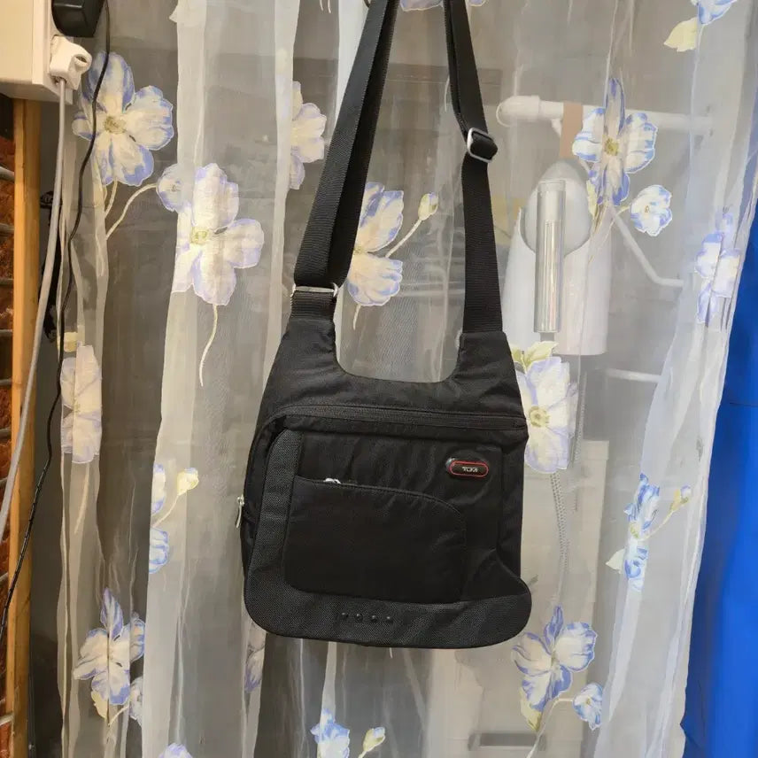 [BUNJANG] Tumi Crossbody Bag Black / 투미 크로스백 블랙