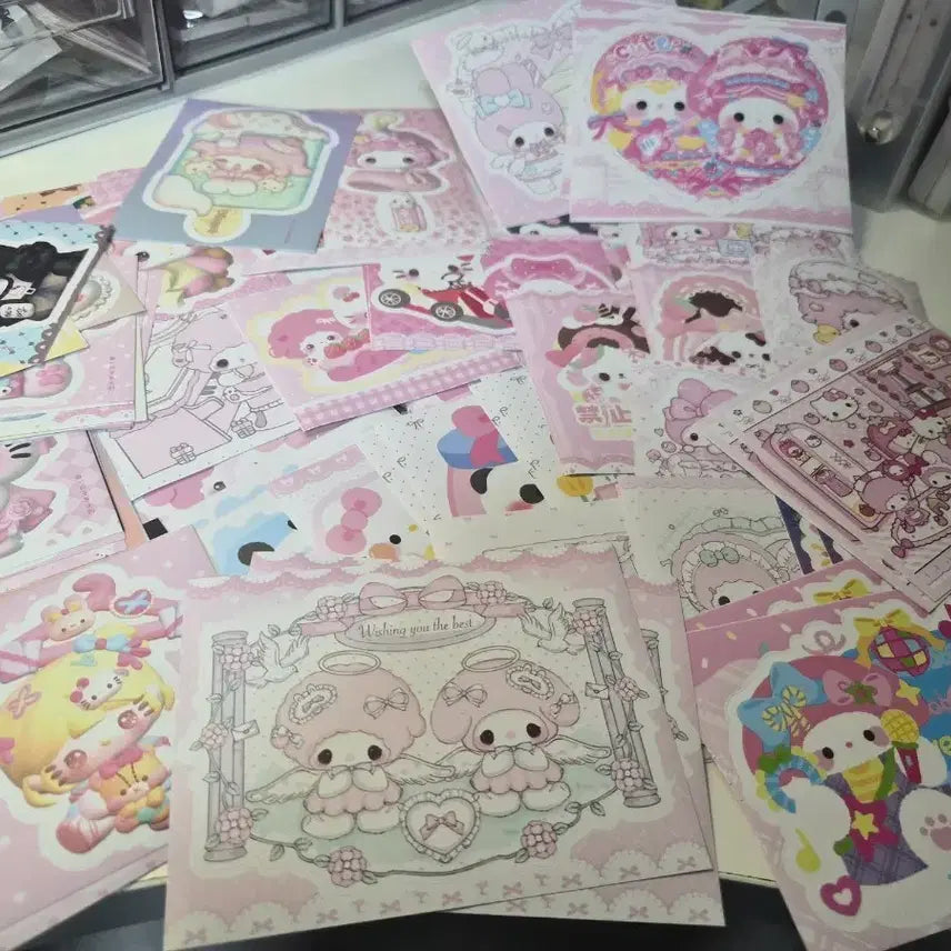 [BUNJANG] Sanrio Stickers (50 pcs, Assorted Designs) / 중국 산리오 스티커 (포용 스티커 다꾸 박꾸)