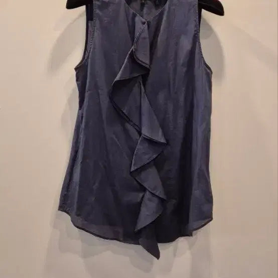 [BUNJANG] Theory Navy Ruffle Blouse / Theory 네이비 러플 블라우스