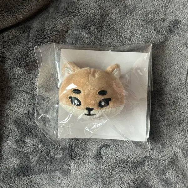 [BUNJANG] Day6 Dennyimals Toy Badge Ken / (원가이하) 데이식스 데니멀즈 토이뱃지 케