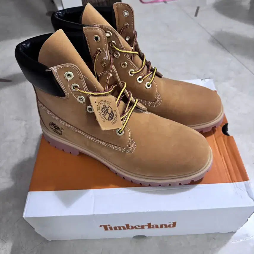 [BUNJANG] Timberland Premium 6-Inch Waterproof Boots Wheat Nubuck Wide 280mm / 팀버랜드 프리미엄 6인치 워터프루프 부츠 위트 누벅 - 와이드 280mm