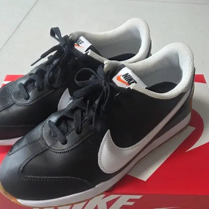 [BUNJANG] Nike Air Force 1 '07 Black White 260 / 나이키 블랙 화이트 260