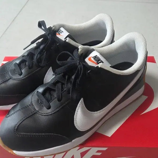 [BUNJANG] Nike Air Force 1 '07 Black White 260 / 나이키 블랙 화이트 260